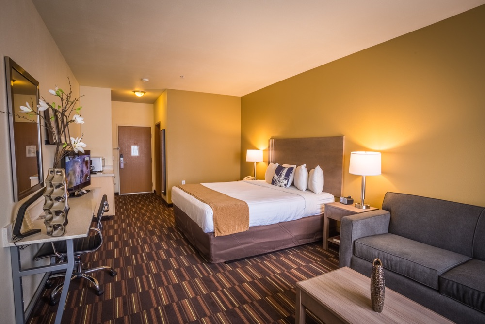 Spacious, Oversized Layout